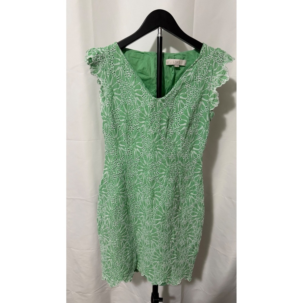 LOFT Green Floral Eyelet Lace V-Neck Flutter Sleeve Cotton Sheath Dress Size 2